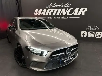 Usado Mercedes A45 AMG AMG line 110 CV (80 kW) 2021 Gris Utilitario