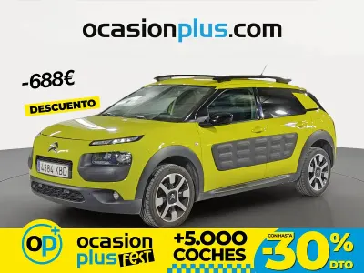 Usado Citroën C4 Shine 100 CV (73 kW) 2017 Amarillo Berlina