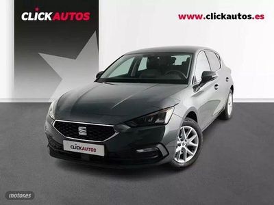 Usado Seat Leon Style 116 CV (85 kW) 2025 Azul Berlina