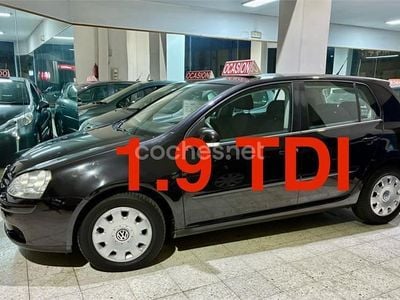 Usado VW Golf IV Highline 105 CV (77 kW) 2006 Negro Berlina