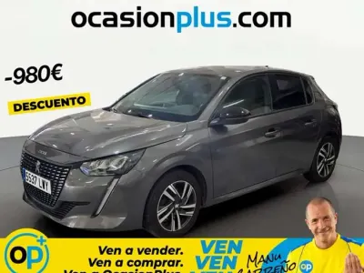 Usado Peugeot 208 Allure 102 CV (75 kW) 2022 Gris Utilitario