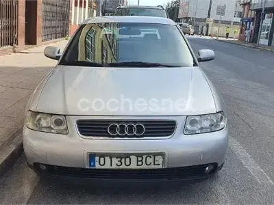 Begagnad Audi A3 Attraction 110 HK (80 kW) 2000 Grå Halvkombi