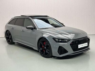 Gris / plata Usado 2022 Audi RS6 Ambiente Familiar | 107.900 € (Buen precio)