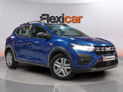 Usado Dacia Sandero Essentiel 101 CV (74 kW) 2023 Azul Utilitario