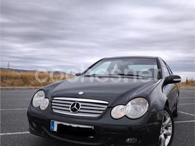 Negro Usado 2004 Mercedes C220 Berlina | 4300 € (Caro)
