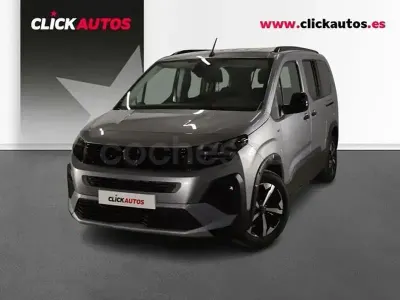 Usado Peugeot Rifter GT 130 CV (95 kW) 2025 Gris / plata Monovolumen