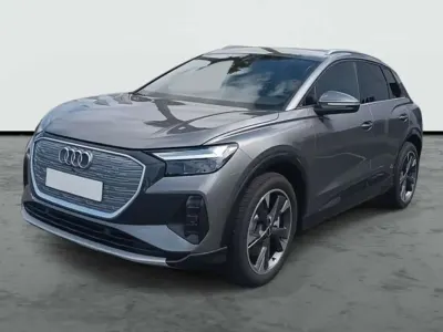 Usado Audi Q4 e-tron Sport 210 kW (286 CV) 2025 Gris SUV