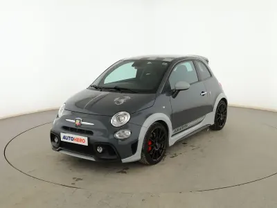 Usado Abarth 695 70th Anniversary 180 CV (132 kW) 2020 Gris Utilitario