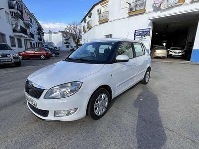 Usado Skoda Fabia Ambition 90 CV (66 kW) 2011 Blanco Utilitario