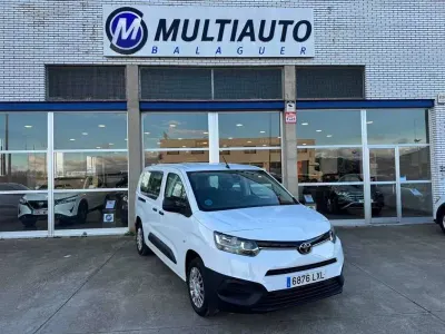 Usado Toyota Proace City City 102 CV (75 kW) 2022 Blanco Monovolumen