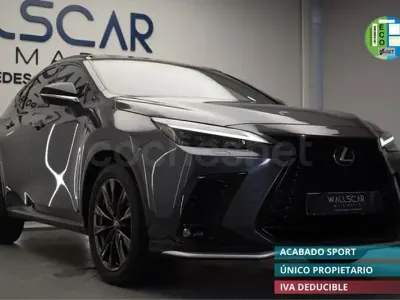Usado Lexus NX350h Sport Line 242 CV (177 kW) 2022 Gris / plata SUV