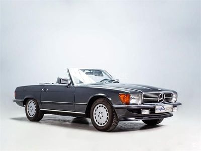 Usado Mercedes SL300 188 CV (138 kW) 1986 Gris / plata Descapotable