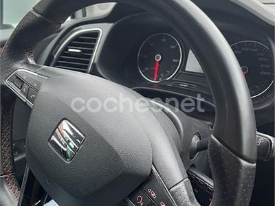 Usado Seat Leon ST FR 150 CV (110 kW) 2017 Blanco Familiar