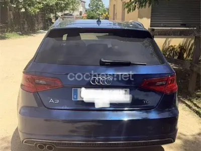 Usado Audi A3 S-Line 150 CV (110 kW) 2014 Azul Berlina