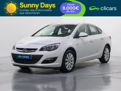 Usado Opel Astra Elegance 110 CV (80 kW) 2017 Blanco Berlina
