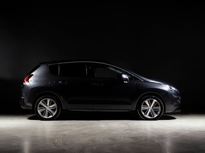 Usado Peugeot 3008 Allure 150 CV (110 kW) 2014 Gris