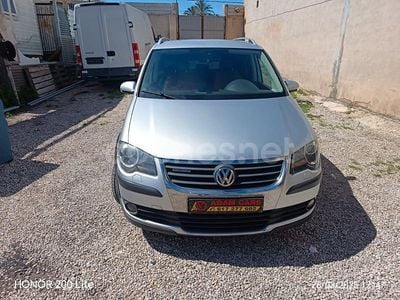 Usado VW Touran Advance 105 CV (77 kW) 2008 Gris / plata Monovolumen