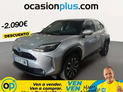Używany Toyota Yaris Cross Active 116 KM (85 kW) 2022 Szary SUV