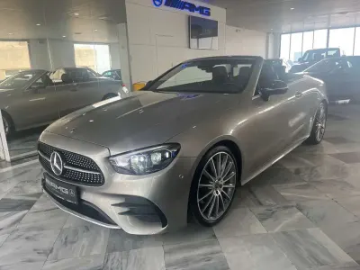 Usado Mercedes E220 194 CV (142 kW) 2021 Gris Descapotable
