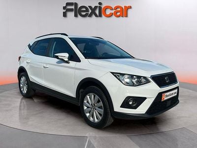 Usado Seat Arona Ecomotive 95 CV (69 kW) 2019 Blanco SUV