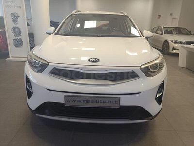 Usado Kia Stonic 100 CV (73 kW) 2018 Blanco SUV