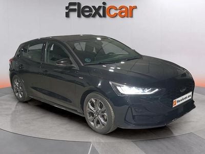 Usado Ford Focus ST-Line 125 CV (91 kW) 2023 Negro Berlina
