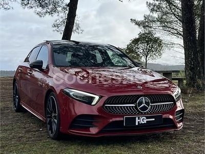 Rojo Usado 2023 Mercedes A220 Berlina | 48.000 €