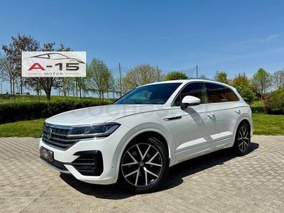 Usado VW Touareg R-line 286 CV (210 kW) 2022 Blanco SUV