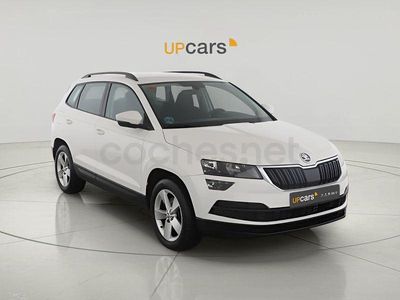 Usado Skoda Karoq Ambition 150 CV (110 kW) 2022 Blanco SUV