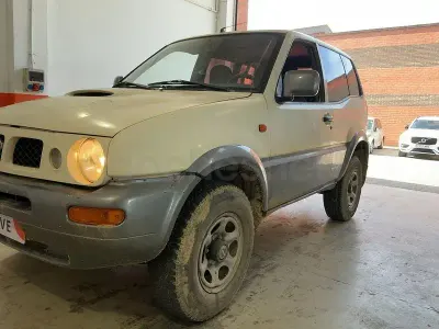 Usado Nissan Terrano 125 CV (91 kW) 2000 Blanco SUV