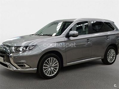 Mitsubishi Outlander P-HEV