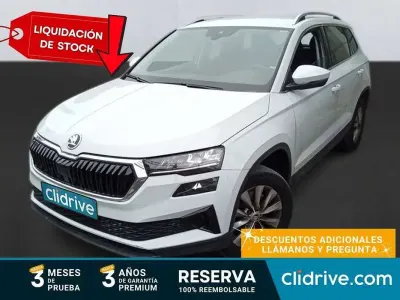 Usado Skoda Karoq Ambition 150 CV (110 kW) 2022 Blanco SUV