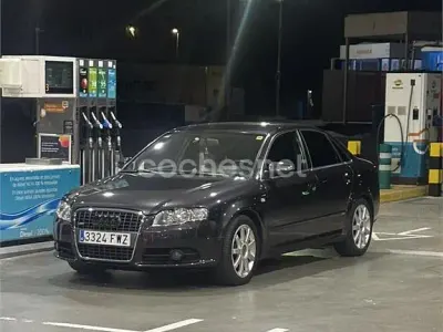 Usado Audi A4 140 CV (102 kW) 2007 Negro Berlina