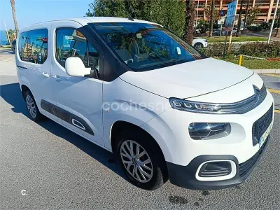 Usado Citroën Berlingo Feel 102 CV (75 kW) 2020 Blanco Monovolumen