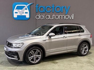 Gris / plata Usado 2020 VW Tiguan R-line SUV | 22.300 € (Precio justo)