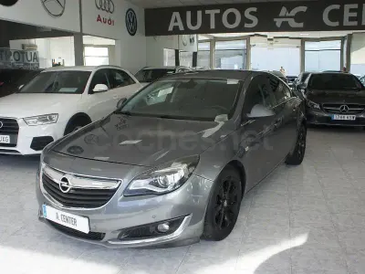 Usado Opel Insignia Eco 136 CV (100 kW) 2016 Gris / plata Berlina