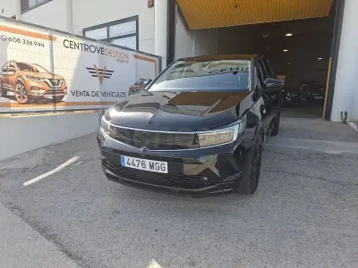 Usado Opel Grandland X 130 CV (95 kW) 2023 Negro SUV