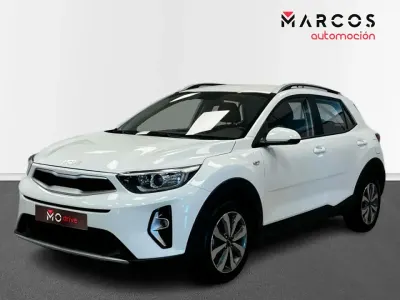 Usado Kia Stonic 84 CV (61 kW) 2023 SUV