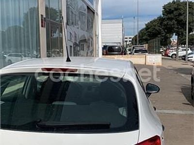 Blanco Usado 2010 Seat Ibiza Reference Berlina | 5000 € (Buen precio)