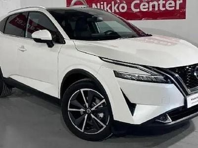 Lunar white, negroa Usado 2022 Nissan Qashqai Tekna SUV | 39.800 €