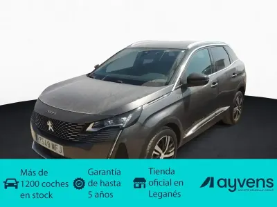 Usado Peugeot 3008 GT 131 CV (96 kW) 2023 Gris SUV