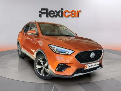 Usado MG ZS Comfort 106 CV (77 kW) 2024 Naranja SUV