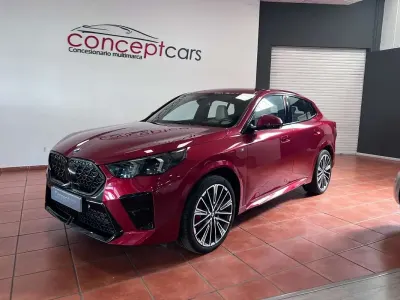 Usado BMW X2 M Sport 163 CV (119 kW) 2025 Burdeos SUV