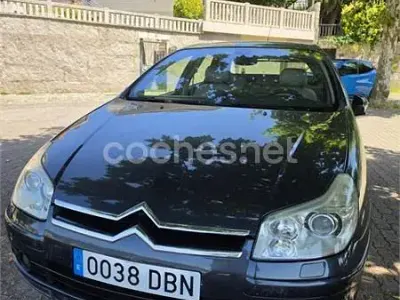 Usado Citroën C5 Exclusive 136 CV (100 kW) 2003 Azul Berlina