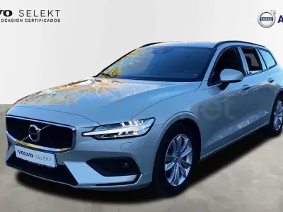 Usado Volvo V60 Momentum 190 CV (139 kW) 2018 Gris / plata Familiar