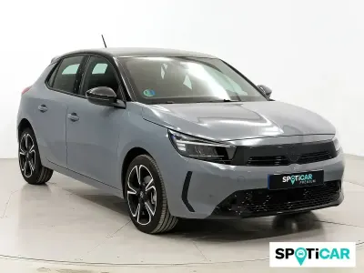 Usado Opel Corsa 101 CV (74 kW) 2025 Gris Utilitario
