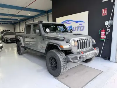 Usado Jeep Gladiator 290 CV (213 kW) 2021 Gris Pickup/Camioneta