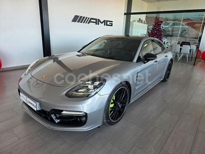 Usado Porsche Panamera Turbo S Executive 700 CV (514 kW) 2021 Gris / plata Berlina