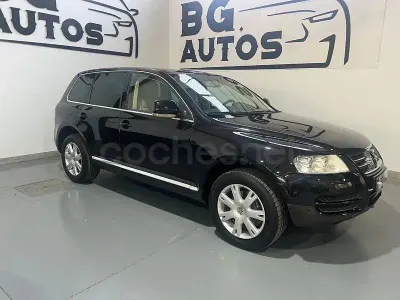 Usado VW Touareg 225 CV (165 kW) 2006 Negro SUV