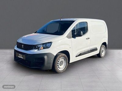 Usado Peugeot Partner 102 CV (75 kW) 2021 Blanco Monovolumen